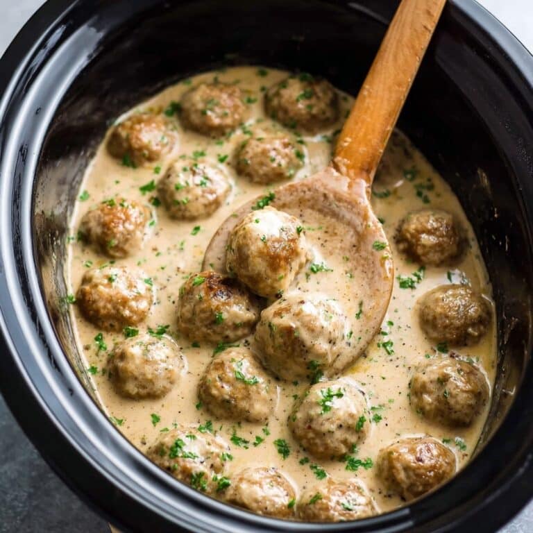 Slow Cooker Swedish Meatballs Recipe