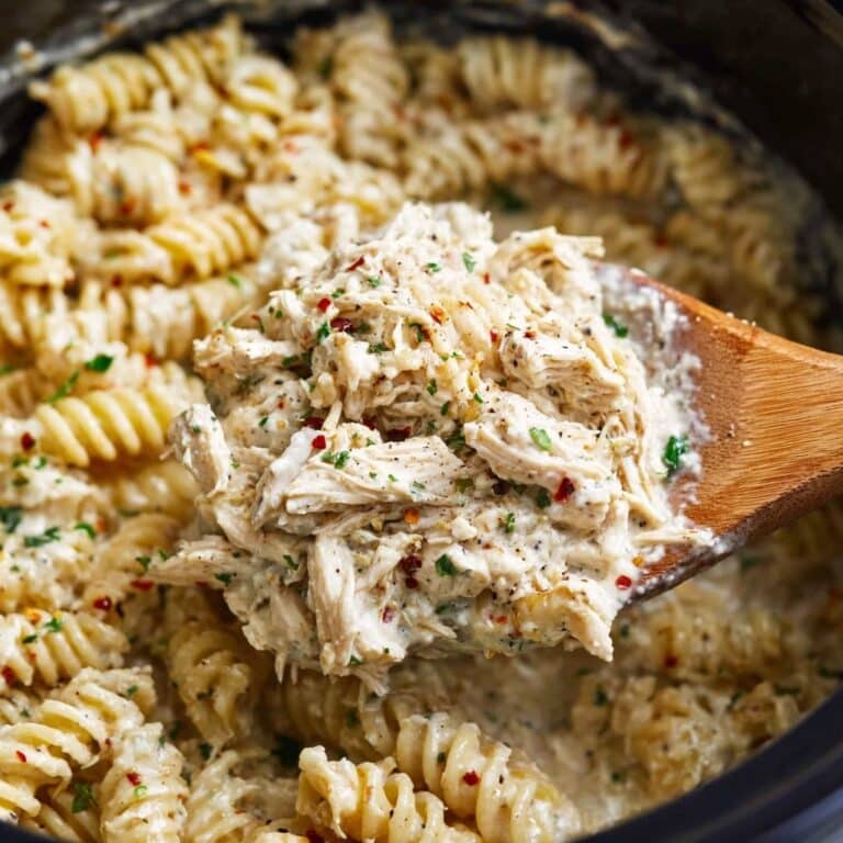 Crockpot Garlic Parmesan Chicken Pasta Recipe